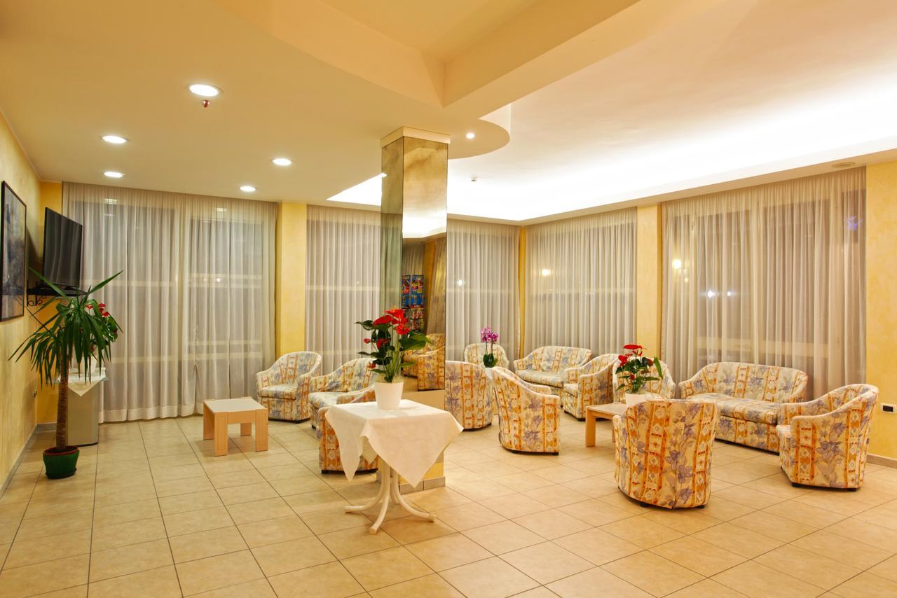 Hotel Santa Maria Cervia Zewnętrze zdjęcie