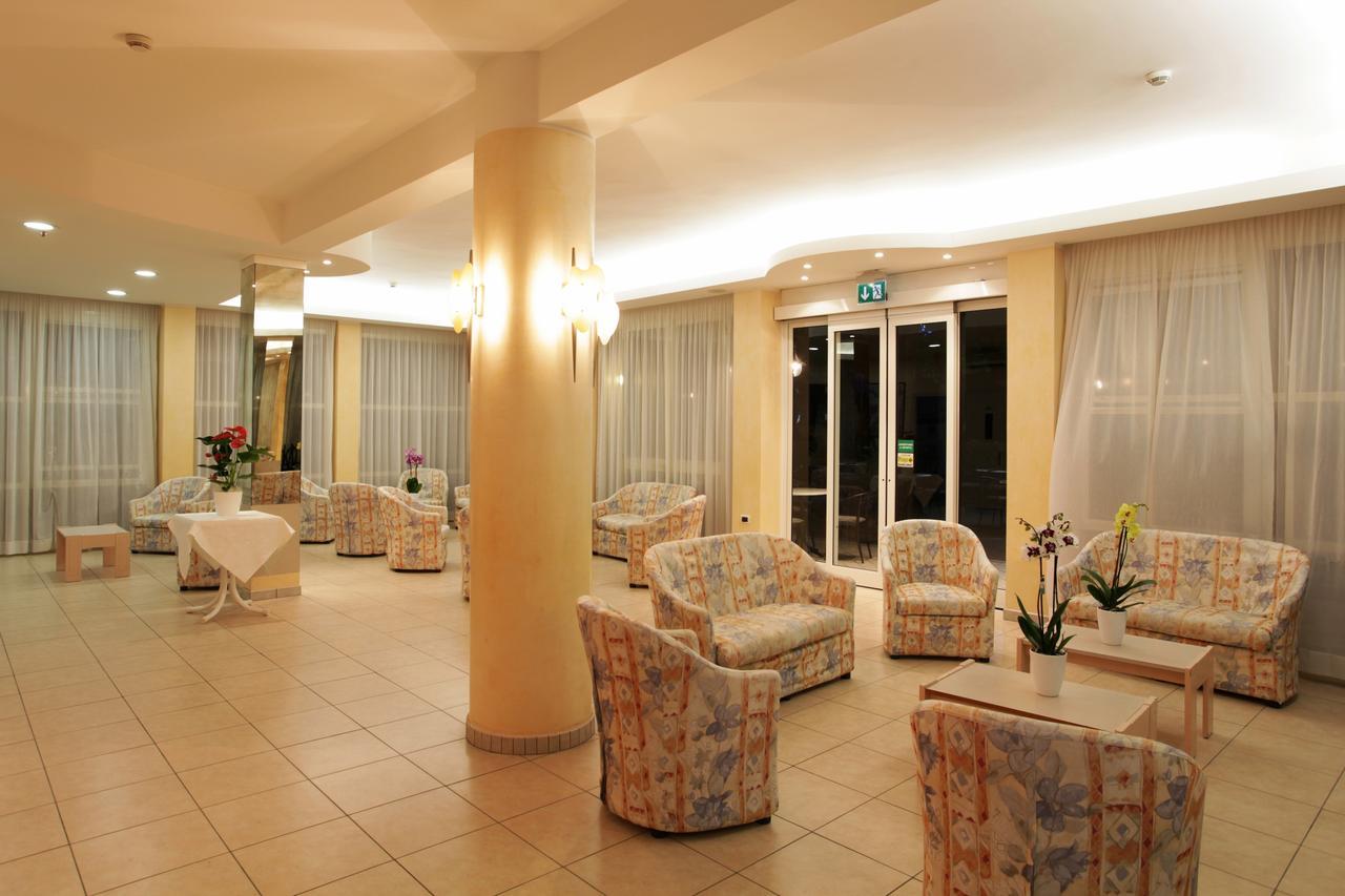 Hotel Santa Maria Cervia Zewnętrze zdjęcie